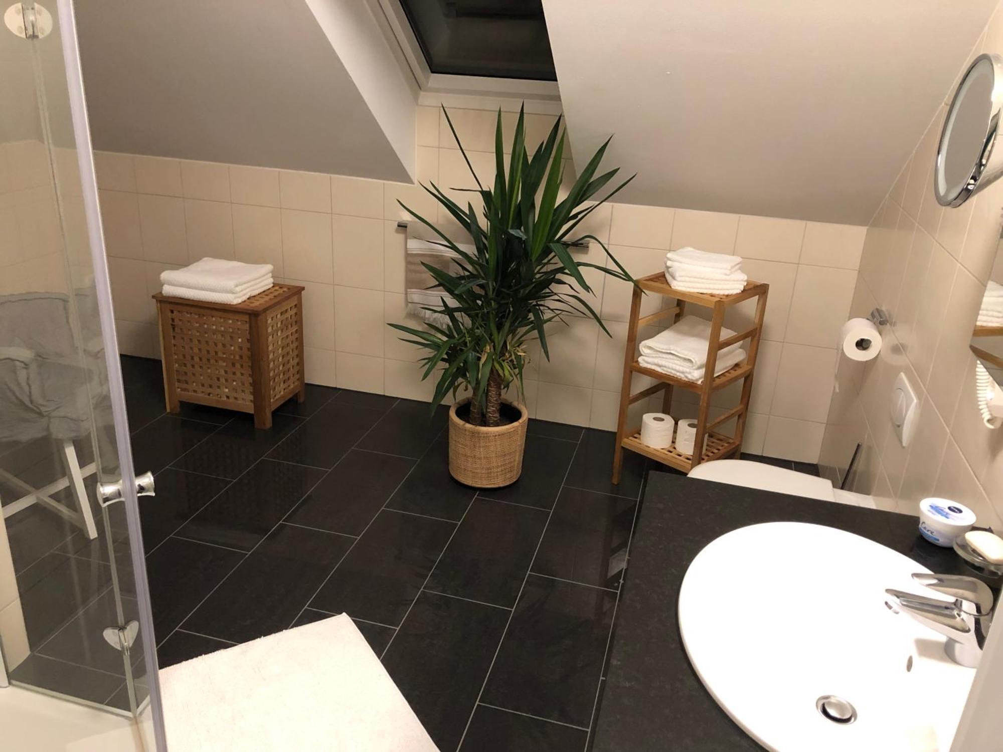 Stilvolle Wohnung Fuer 2-3 Personen - Mit Riesiger Dachterrasse Haigerloch Kültér fotó